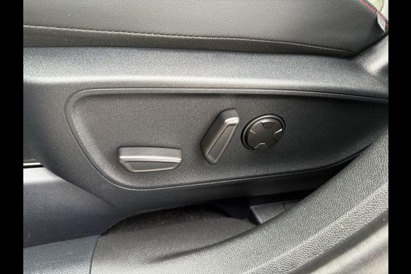 Ford Kuga 2.5 PHEV ST-Line X