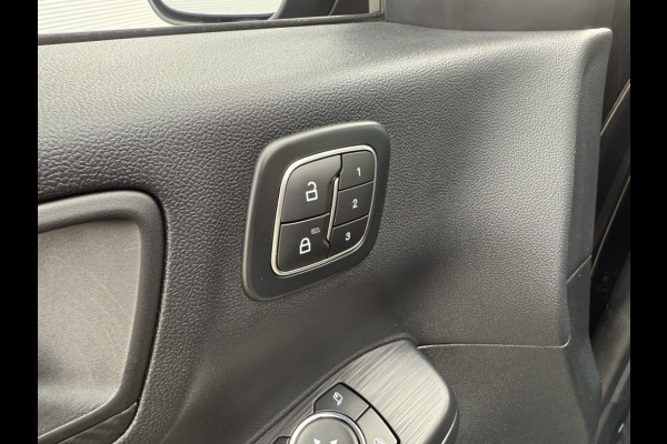 Ford Kuga 2.5 PHEV ST-Line X