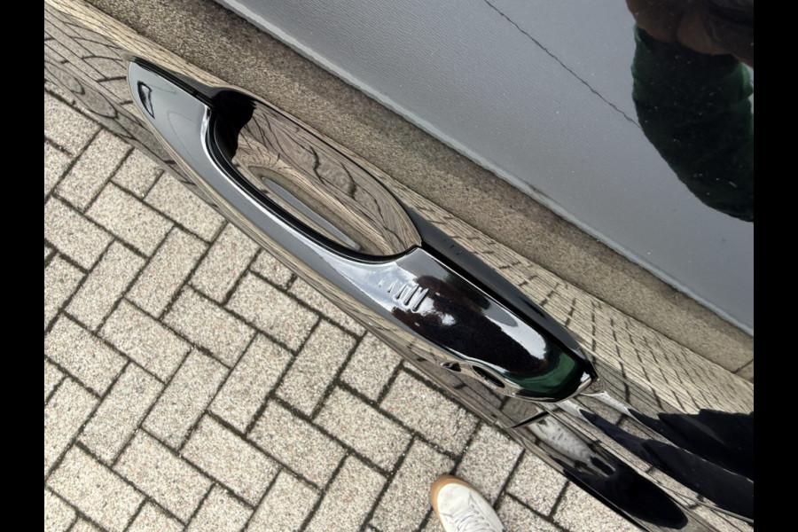 Ford Kuga 2.5 PHEV ST-Line X