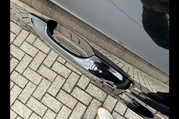Ford Kuga 2.5 PHEV ST-Line X