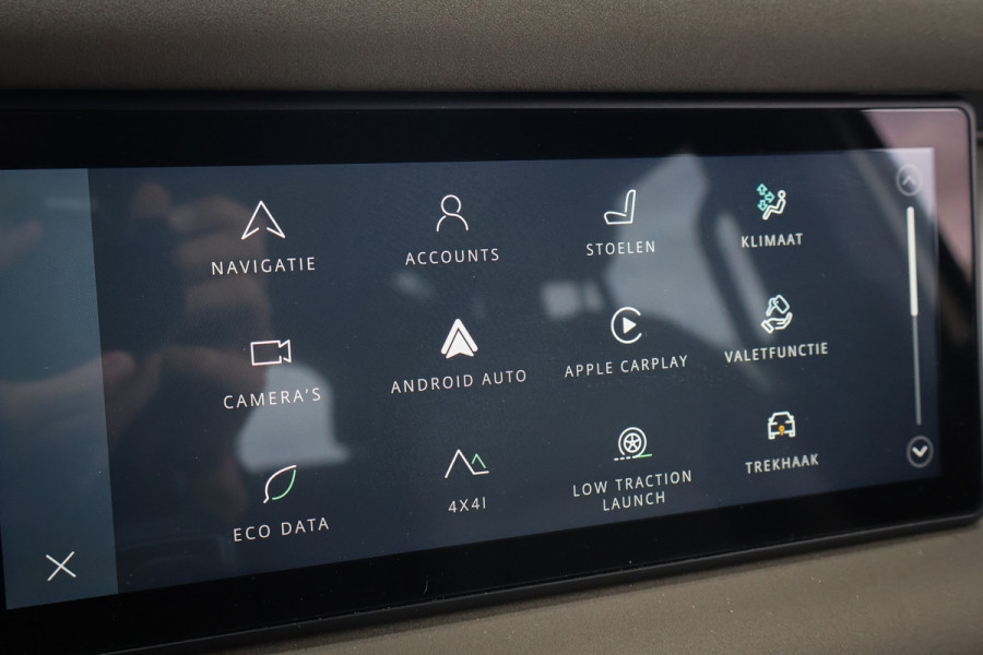 Land Rover Defender 110 2.0 P400e 110 | STOELVERWARMING | 360 CAMERA | APPLE CARPLAY | TREKHAAK | DEALONDERHOUDEN | STUURVERWARMING |