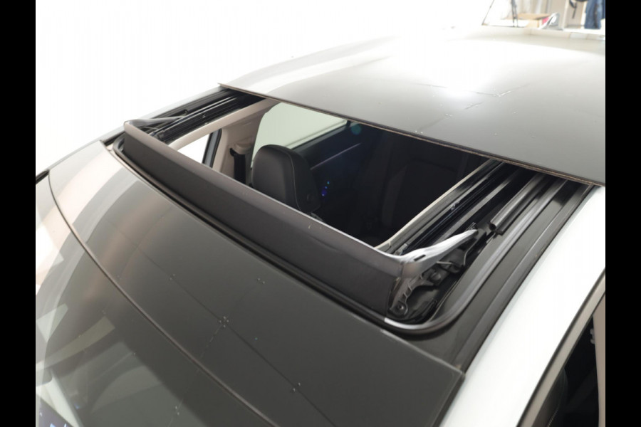 Volkswagen Golf 1.5 TSI Life Edition 115PK | Panorama dak | Verlengde fabrieksgarantie | Harman Karon Sound system | Parkeercamera | Volkswagen Golf 1.5 TSI Life Edition 115PK | Panorama dak | Verlengde fabrieksgarantie | Harman Karon Sound system | Parkeercamera |