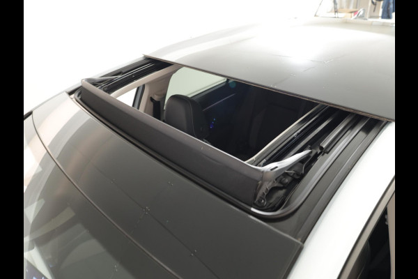 Volkswagen Golf 1.5 TSI Life Edition 115PK | Panorama dak | Verlengde fabrieksgarantie | Harman Karon Sound system | Parkeercamera | Volkswagen Golf 1.5 TSI Life Edition 115PK | Panorama dak | Verlengde fabrieksgarantie | Harman Karon Sound system | Parkeercamera |