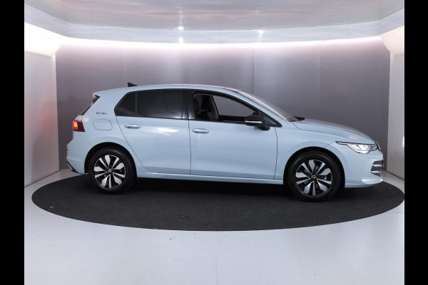 Volkswagen Golf 1.5 TSI Life Edition 115PK | Panorama dak | Verlengde fabrieksgarantie | Harman Karon Sound system | Parkeercamera | Volkswagen Golf 1.5 TSI Life Edition 115PK | Panorama dak | Verlengde fabrieksgarantie | Harman Karon Sound system | Parkeercamera |