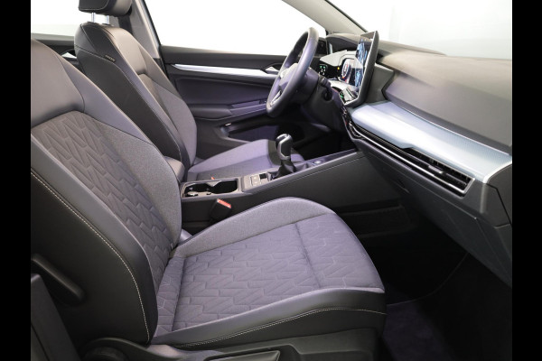 Volkswagen Golf 1.5 TSI Life Edition 115PK | Panorama dak | Verlengde fabrieksgarantie | Harman Karon Sound system | Parkeercamera | Volkswagen Golf 1.5 TSI Life Edition 115PK | Panorama dak | Verlengde fabrieksgarantie | Harman Karon Sound system | Parkeercamera |