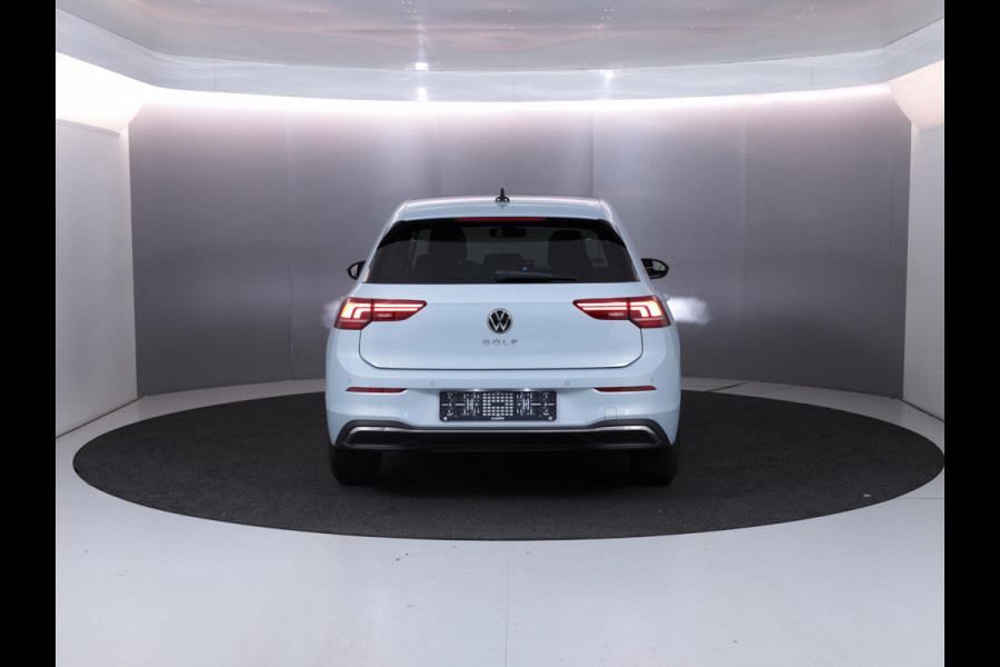 Volkswagen Golf 1.5 TSI Life Edition 115PK | Panorama dak | Verlengde fabrieksgarantie | Harman Karon Sound system | Parkeercamera | Volkswagen Golf 1.5 TSI Life Edition 115PK | Panorama dak | Verlengde fabrieksgarantie | Harman Karon Sound system | Parkeercamera |