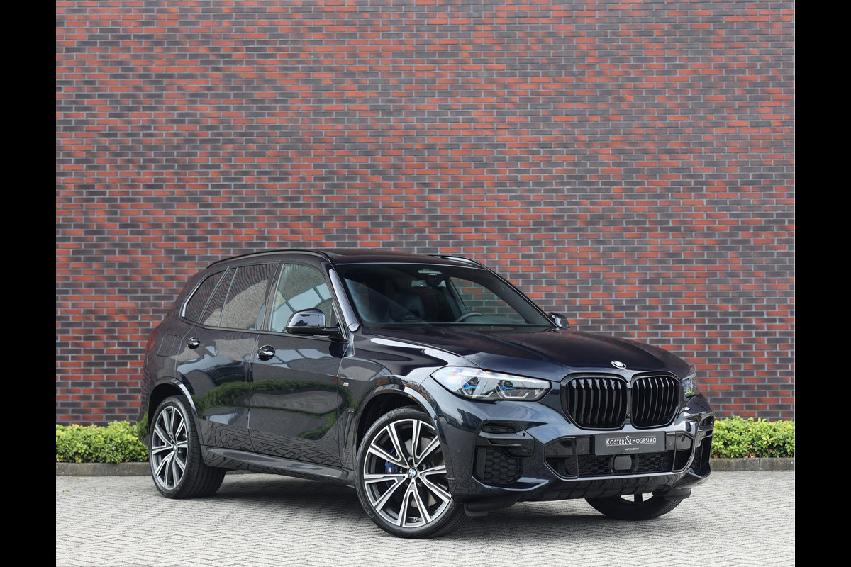 BMW X5 40d xDrive | Pano - Trekhaak - HUD - Laserlicht