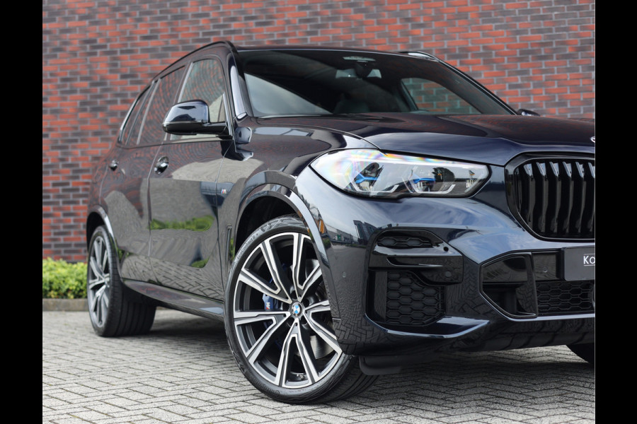 BMW X5 40d xDrive | Pano - Trekhaak - HUD - Laserlicht