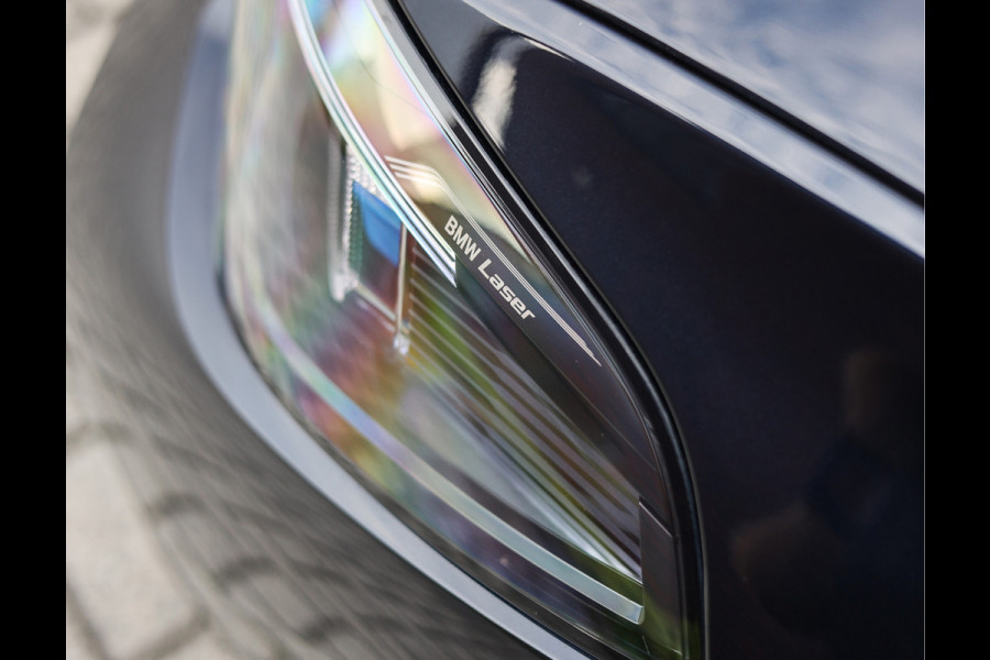 BMW X5 40d xDrive | Pano - Trekhaak - HUD - Laserlicht
