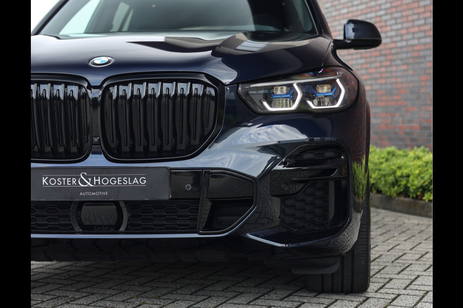 BMW X5 40d xDrive | Pano - Trekhaak - HUD - Laserlicht
