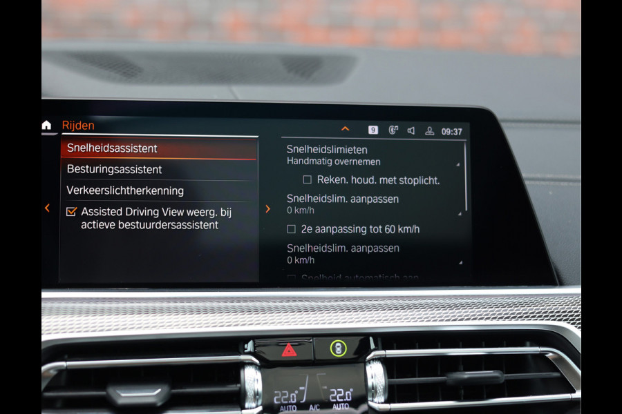 BMW X5 40d xDrive | Pano - Trekhaak - HUD - Laserlicht