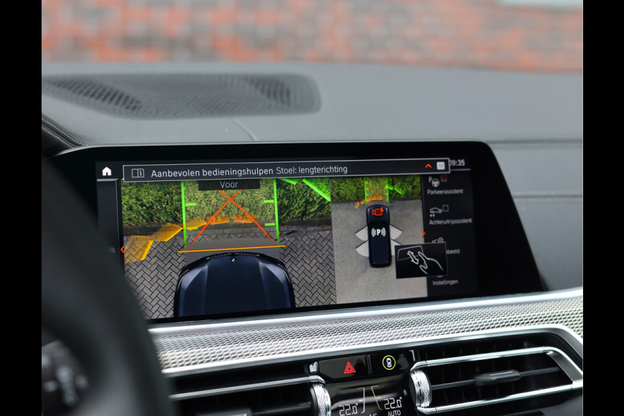 BMW X5 40d xDrive | Pano - Trekhaak - HUD - Laserlicht