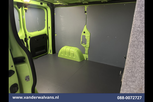 Renault Trafic 1.6 dCi L1H1 Euro6 Airco | Navigatie | Cruisecontrol | Trekhaak | Parkeersensoren Bijrijdersbank Renault Trafic 1.6 dCi L1H1 Euro6 Airco | Navigatie | Cruisecontrol | Trekhaak | Parkeersensoren Bijrijdersbank