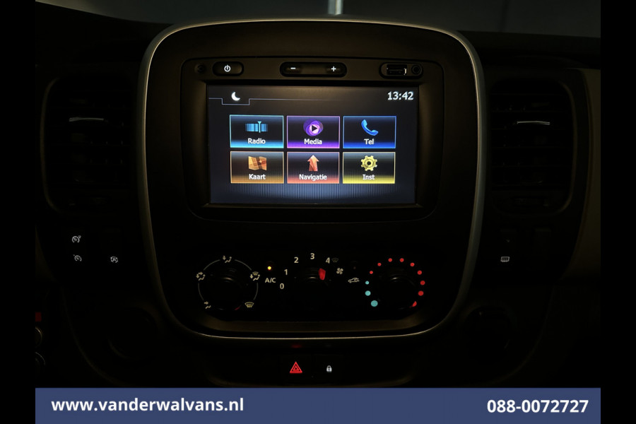 Renault Trafic 1.6 dCi L1H1 Euro6 Airco | Navigatie | Cruisecontrol | Trekhaak | Parkeersensoren Bijrijdersbank Renault Trafic 1.6 dCi L1H1 Euro6 Airco | Navigatie | Cruisecontrol | Trekhaak | Parkeersensoren Bijrijdersbank