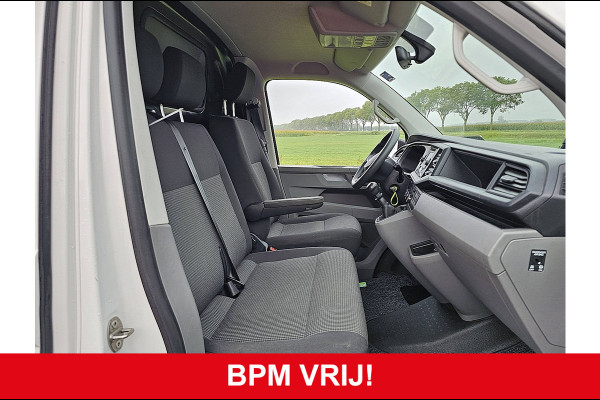 Volkswagen Transporter 2.0 TDI L2H1 28 Trekhaak Deuren Airco 3 Zits Euro6 90 PK