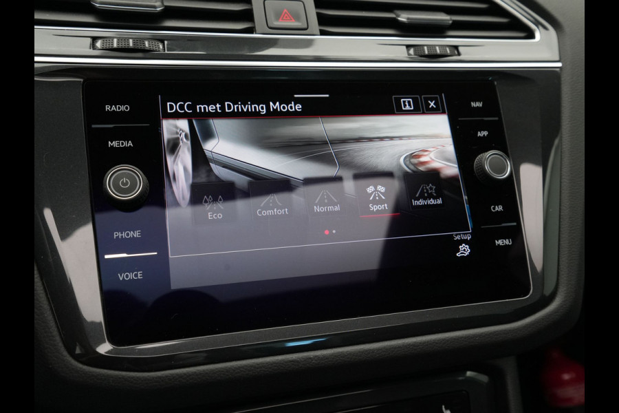 Volkswagen Tiguan 1.4 TSI 245pk eHybrid R-Line Leer Panorama dak trekhaak 20" velgen 360 Camera IQ light 2