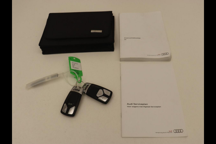 Audi Q5 2.0 TFSI quattro Launch Edition | Trekhaak | Head-Up | 360 Camera | Adaptive cruise | Matrix LED | Achterbankverwarming | Carplay | Memory | Virtual Cockpit | Navigatie | Sportstoelen