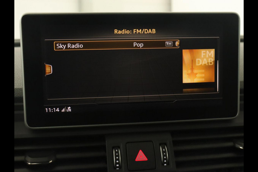 Audi Q5 2.0 TFSI quattro Launch Edition | Trekhaak | Head-Up | 360 Camera | Adaptive cruise | Matrix LED | Achterbankverwarming | Carplay | Memory | Virtual Cockpit | Navigatie | Sportstoelen