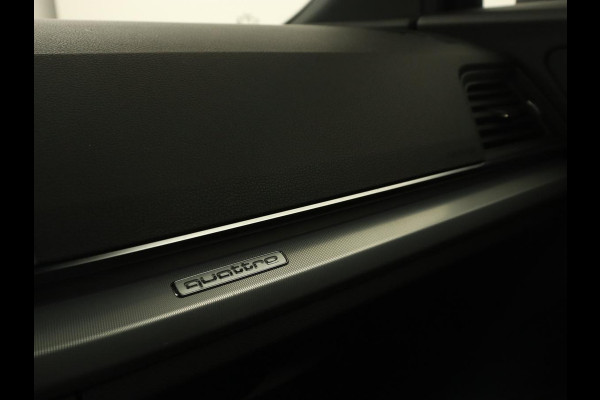 Audi Q5 2.0 TFSI quattro Launch Edition | Trekhaak | Head-Up | 360 Camera | Adaptive cruise | Matrix LED | Achterbankverwarming | Carplay | Memory | Virtual Cockpit | Navigatie | Sportstoelen