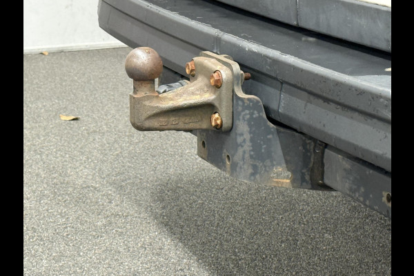 Volkswagen Crafter 35 2.0 TDI L4H3 Dubbele Cabine Automaat Navi Airco Cruise Control Imperiaal&Ladder Trekhaak Volkswagen Crafter 35 2.0 TDI L4H3 Dubbele Cabine Automaat Navi Airco Cruise Control Imperiaal&Ladder Trekhaak