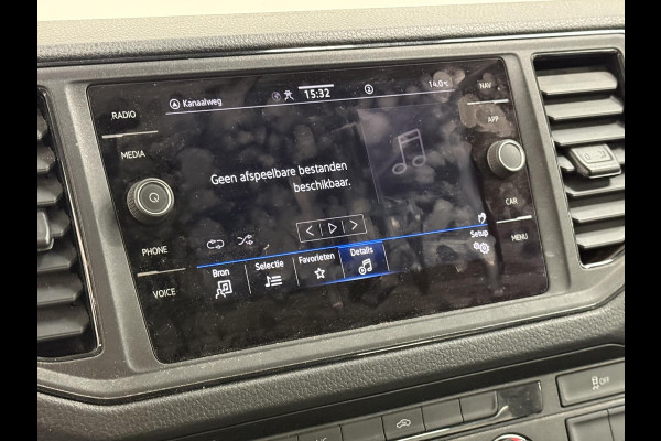 Volkswagen Crafter 35 2.0 TDI L4H3 Dubbele Cabine Automaat Navi Airco Cruise Control Imperiaal&Ladder Trekhaak Volkswagen Crafter 35 2.0 TDI L4H3 Dubbele Cabine Automaat Navi Airco Cruise Control Imperiaal&Ladder Trekhaak