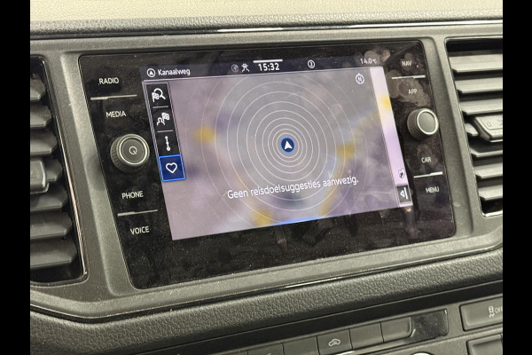 Volkswagen Crafter 35 2.0 TDI L4H3 Dubbele Cabine Automaat Navi Airco Cruise Control Imperiaal&Ladder Trekhaak Volkswagen Crafter 35 2.0 TDI L4H3 Dubbele Cabine Automaat Navi Airco Cruise Control Imperiaal&Ladder Trekhaak