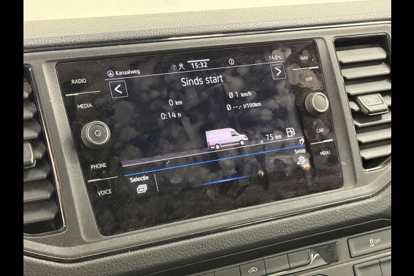 Volkswagen Crafter 35 2.0 TDI L4H3 Dubbele Cabine Automaat Navi Airco Cruise Control Imperiaal&Ladder Trekhaak Volkswagen Crafter 35 2.0 TDI L4H3 Dubbele Cabine Automaat Navi Airco Cruise Control Imperiaal&Ladder Trekhaak