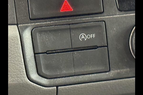 Volkswagen Crafter 35 2.0 TDI L4H3 Dubbele Cabine Automaat Navi Airco Cruise Control Imperiaal&Ladder Trekhaak Volkswagen Crafter 35 2.0 TDI L4H3 Dubbele Cabine Automaat Navi Airco Cruise Control Imperiaal&Ladder Trekhaak