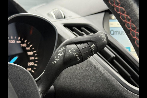 Ford Kuga 1.5 EcoBoost ST Line Navi,Camera,Trekhaak,Clima,Halfleder,Pdc V+A,120pk,Lm velgen,6 Bak,Apk tot 06-2026 Ford Kuga 1.5 EcoBoost ST Line Navi,Camera,Trekhaak,Clima,Halfleder,Pdc V+A,120pk,Lm velgen,6 Bak,Apk tot 06-2026