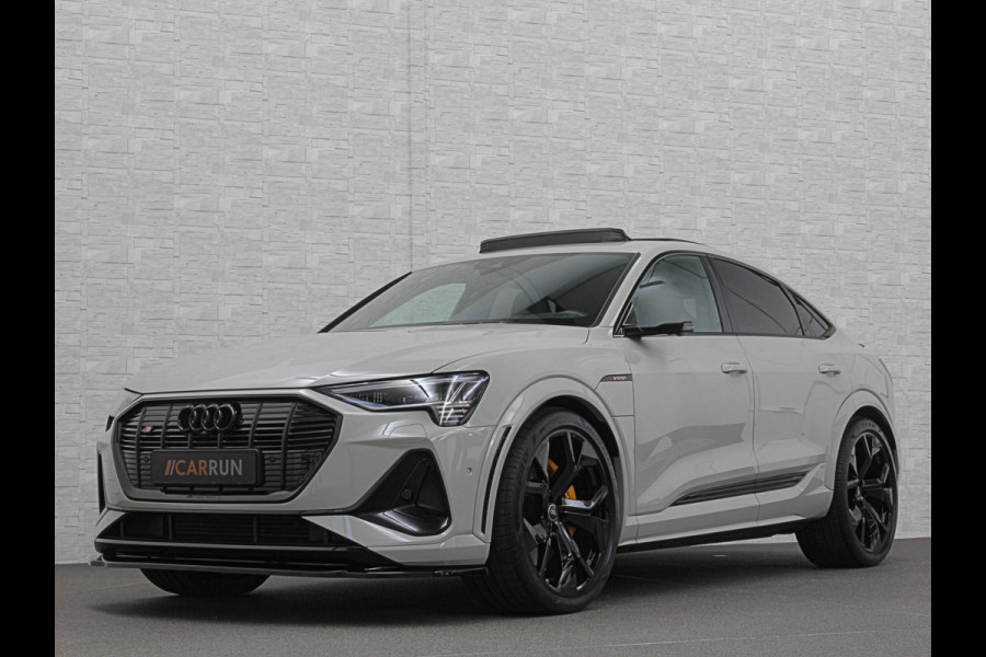 Audi e-tron Sportback S 503pk RS-Seats | 360 Camera | ACC | B&O | Panorama | Luchtvering | Head-Up | Camera-Spiegels | Keyless-Entry | SiamBeige Metallic | Trekhaak | ISO-Glas | 4-Zone Clima | Matrix-LED | Carplay | Rijklaar incl. BOVAG garantie | Black-Optic | Stuur-Verwarming | Sfeerverlichting |