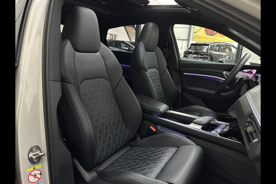 Audi e-tron Sportback S 503pk RS-Seats | 360 Camera | ACC | B&O | Panorama | Luchtvering | Head-Up | Camera-Spiegels | Keyless-Entry | SiamBeige Metallic | Trekhaak | ISO-Glas | 4-Zone Clima | Matrix-LED | Carplay | Rijklaar incl. BOVAG garantie | Black-Optic | Stuur-Verwarming | Sfeerverlichting |