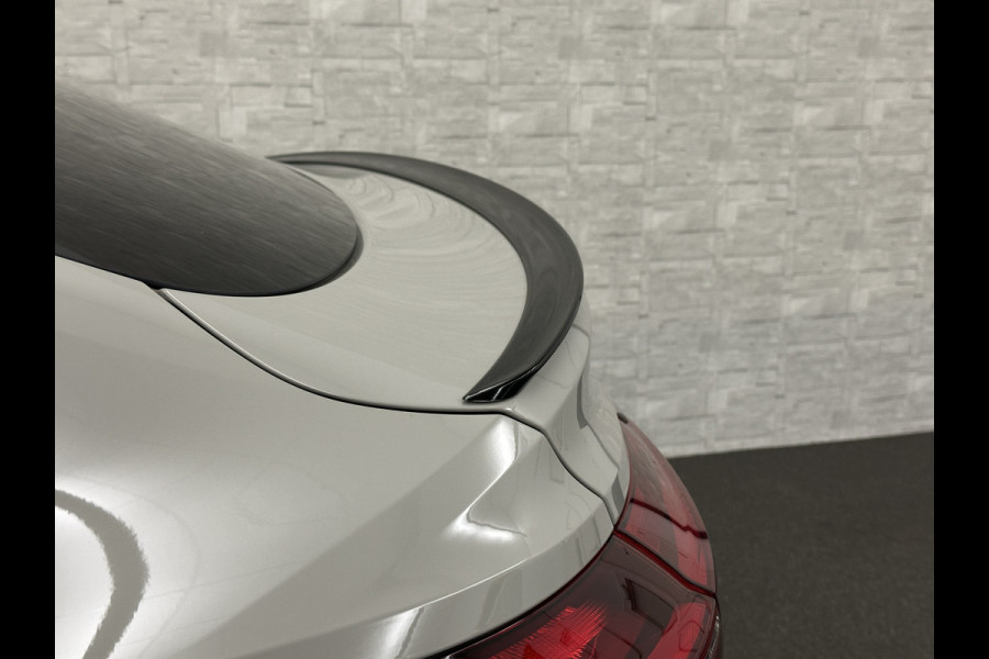 Audi e-tron Sportback S 503pk RS-Seats | 360 Camera | ACC | B&O | Panorama | Luchtvering | Head-Up | Camera-Spiegels | Keyless-Entry | SiamBeige Metallic | Trekhaak | ISO-Glas | 4-Zone Clima | Matrix-LED | Carplay | Rijklaar incl. BOVAG garantie | Black-Optic | Stuur-Verwarming | Sfeerverlichting |