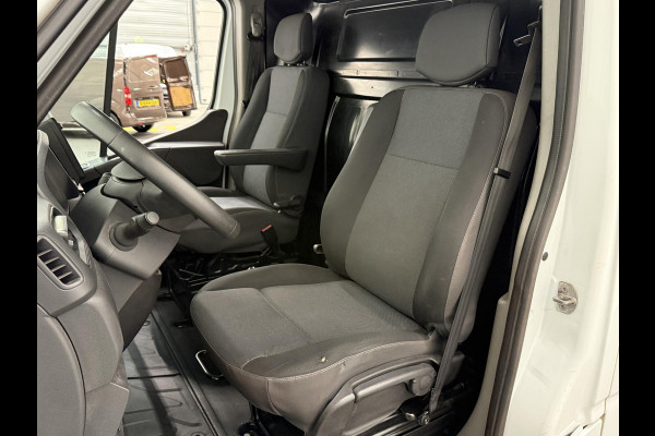 Renault Master 135pk L1H1 Navigatie Cruise control Trekhaak parkeersensoren Euro6