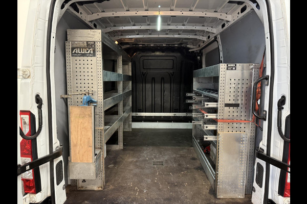 Renault Master 135pk L1H1 Navigatie Cruise control Trekhaak parkeersensoren Euro6