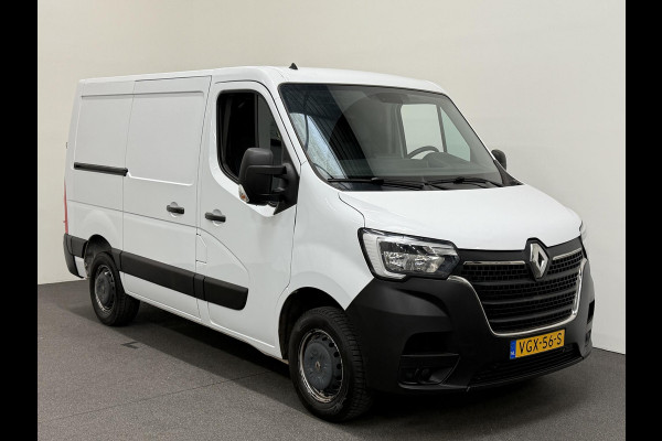 Renault Master 135pk L1H1 Navigatie Cruise control Trekhaak parkeersensoren Euro6