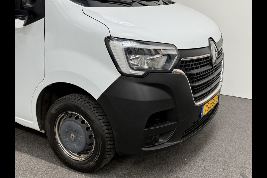 Renault Master 135pk L1H1 Navigatie Cruise control Trekhaak parkeersensoren Euro6