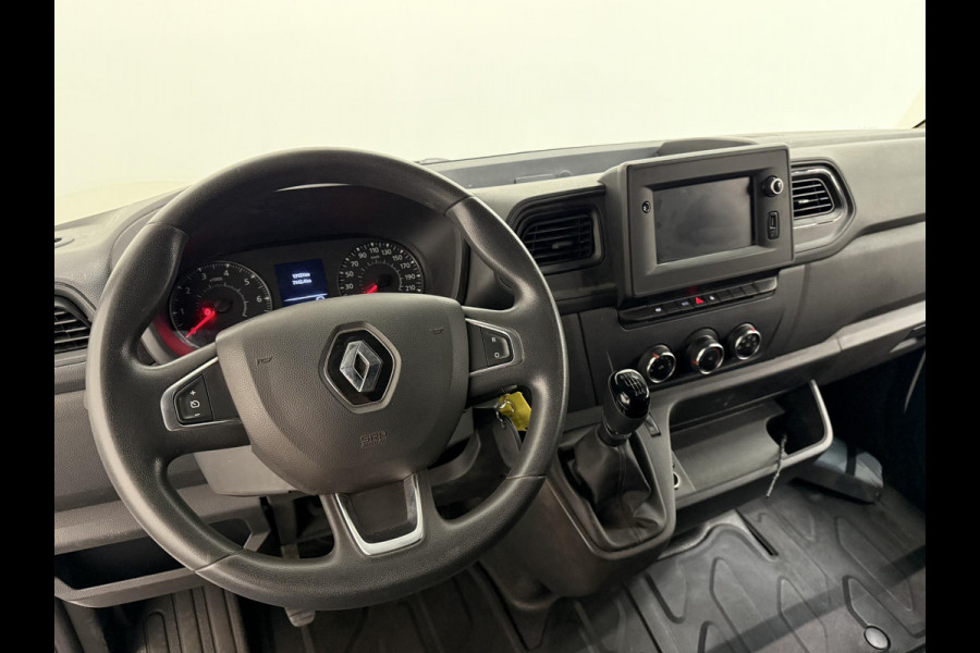 Renault Master 135pk L1H1 Navigatie Cruise control Trekhaak parkeersensoren Euro6