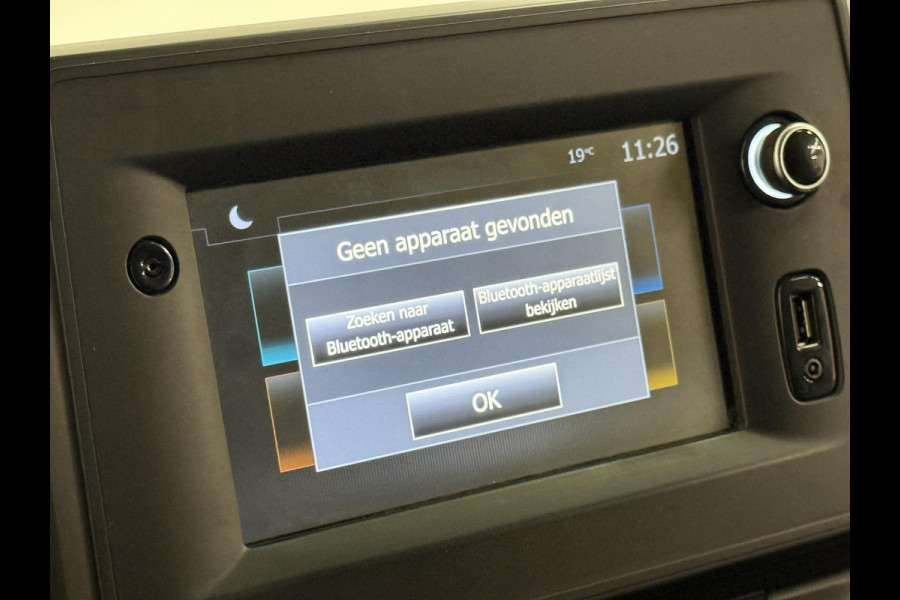 Renault Master 135pk L1H1 Navigatie Cruise control Trekhaak parkeersensoren Euro6