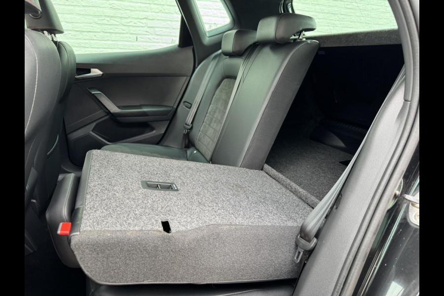 Seat Arona 1.0 TSI FR Business Connect Adaptive Cruise Climate control Full LED Apple Carplay Parkeersensor achter
