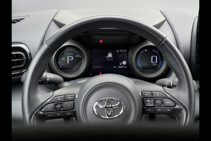 Toyota Yaris 1.5 Hybrid Team D | Navi | Carplay | Keyless | Camera