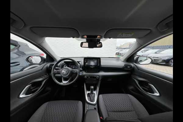 Toyota Yaris 1.5 Hybrid Team D | Navi | Carplay | Keyless | Camera