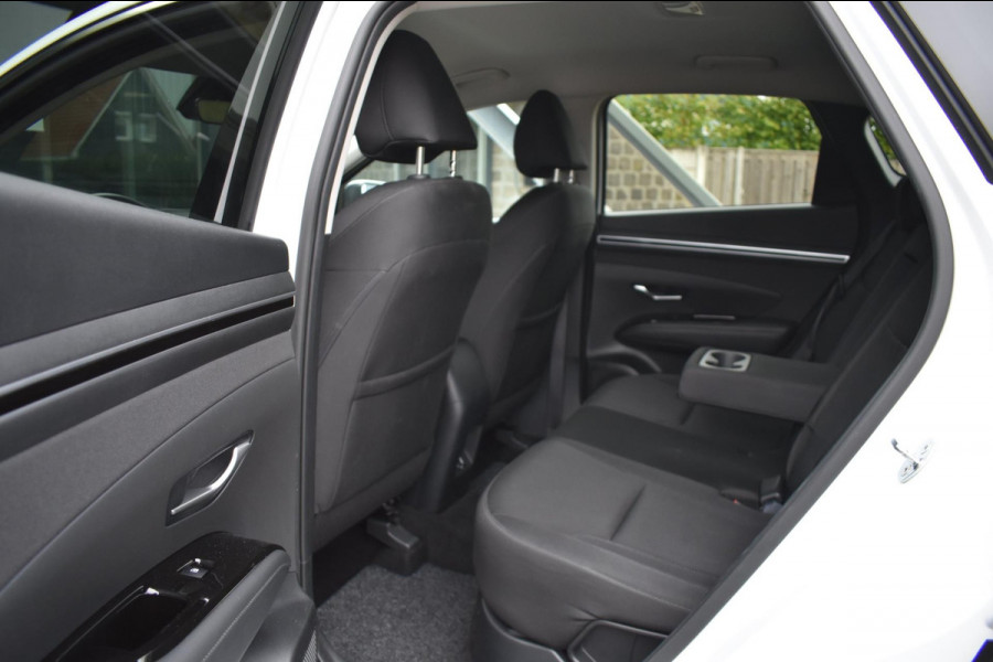 Hyundai Tucson 1.6 T-GDI HEV CAMERA | STOELVERWARMING | DEALER ONDERHOUDEN | APPLE CARPLAY | ANDROID AUTO | ADAPT. CRUISE CONTROLE Hyundai Tucson 1.6 T-GDI HEV CAMERA | STOELVERWARMING | DEALER ONDERHOUDEN | APPLE CARPLAY | ANDROID AUTO | ADAPT. CRUISE CONTROLE
