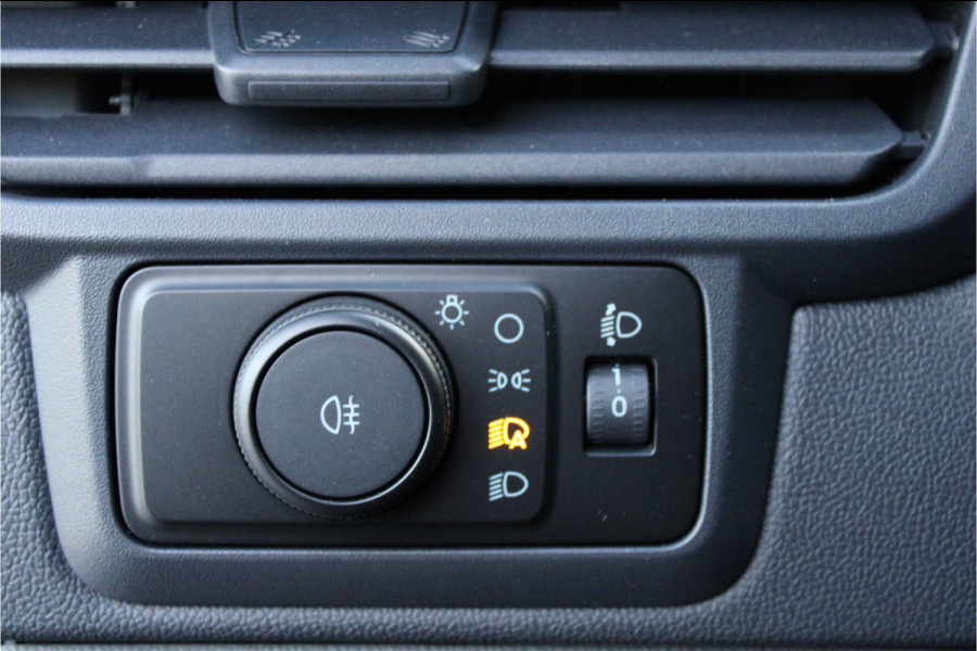 Ford Transit Custom 320 2.0 TDCI L2H1 Trend 136pk - 2x Schuifdeur - Carplay - Android - Camera - Trekhaak - Stoelverwarming -70l tank - Rijklaar