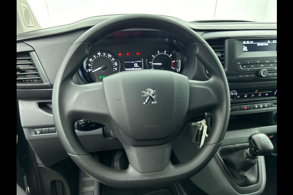 Peugeot Expert 1.5 BlueHDI 100 Standard Premium Airco Cruise Control Trekhaak 2-zits Peugeot Expert 1.5 BlueHDI 100 Standard Premium Airco Cruise Control Trekhaak 2-zits