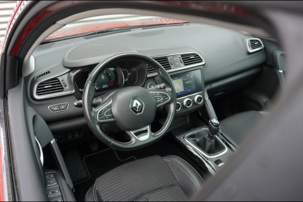 Renault Kadjar 140PK Limited CAMERA | TREKHAAK | KEYLESS | STOELVERW. | PANO!