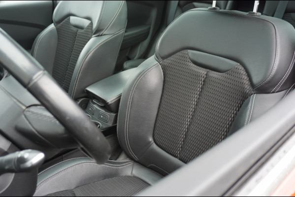 Renault Kadjar 140PK Limited CAMERA | TREKHAAK | KEYLESS | STOELVERW. | PANO!
