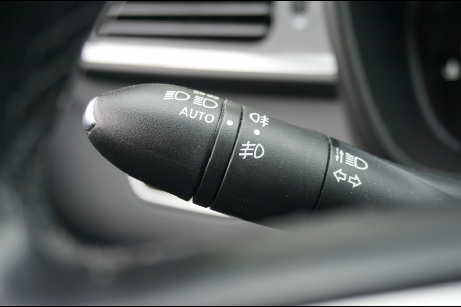Renault Kadjar 140PK Limited CAMERA | TREKHAAK | KEYLESS | STOELVERW. | PANO!