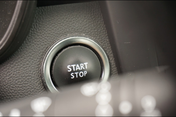 Renault Kadjar 140PK Limited CAMERA | TREKHAAK | KEYLESS | STOELVERW. | PANO!