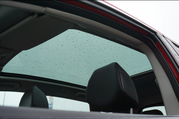Renault Kadjar 140PK Limited CAMERA | TREKHAAK | KEYLESS | STOELVERW. | PANO!