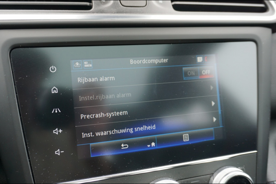 Renault Kadjar 140PK Limited CAMERA | TREKHAAK | KEYLESS | STOELVERW. | PANO!